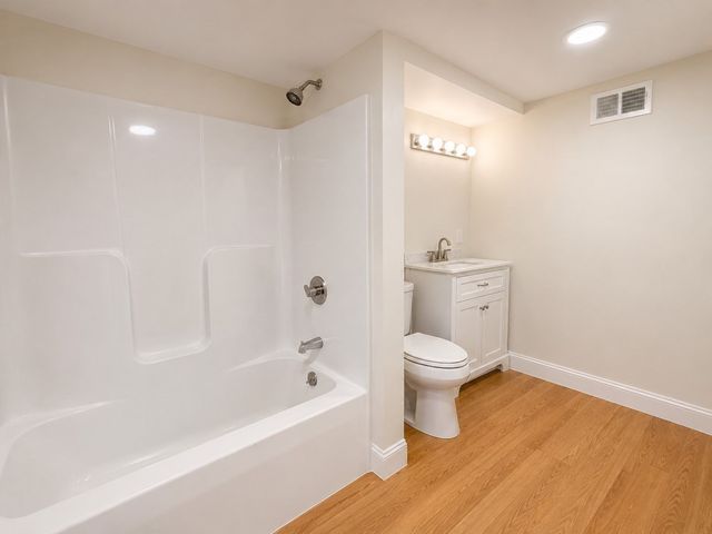 200 Wheeler 1, Methuen, MA 01841