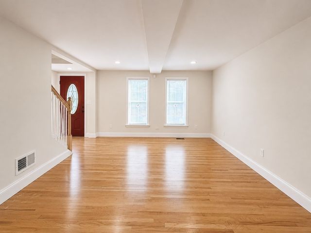 200 Wheeler 1, Methuen, MA 01841