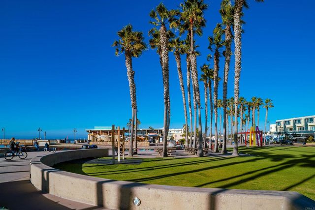 1365 Seacoast Dr E, Imperial Beach, CA 91932