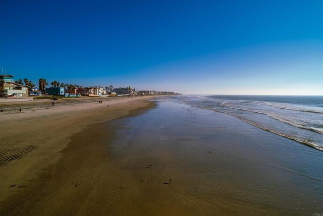 1365 Seacoast Dr E, Imperial Beach, CA 91932