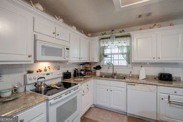 1415 Blanding Way, Winder, GA 30680