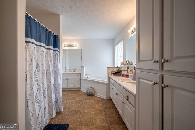 1415 Blanding Way, Winder, GA 30680