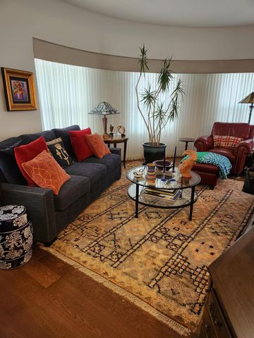 929 Portland Avenue 406, Minneapolis, MN 55404