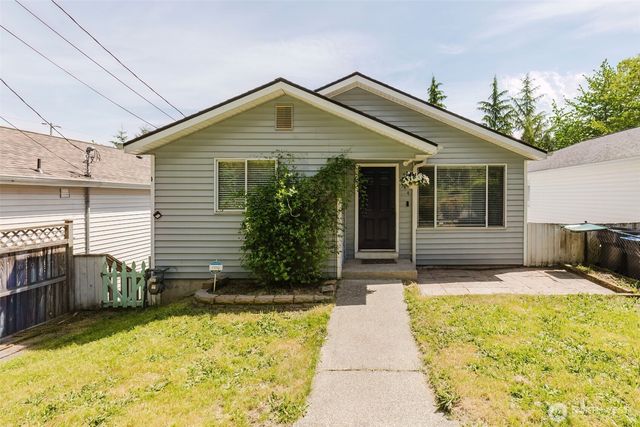 644 Adele Avenue, Bremerton, WA 98312