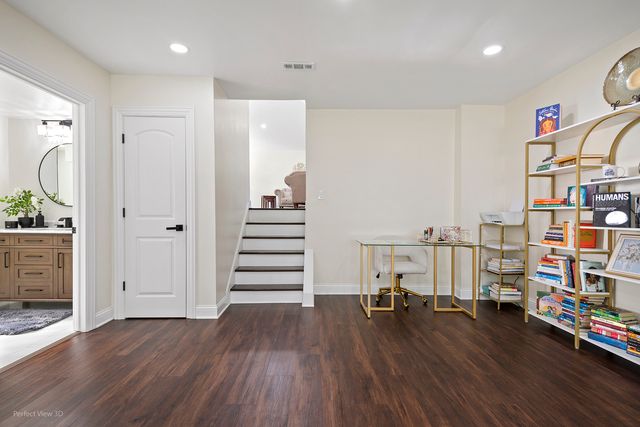 15236 Windsor Drive, Orland Park, IL 60462