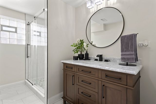 15236 Windsor Drive, Orland Park, IL 60462