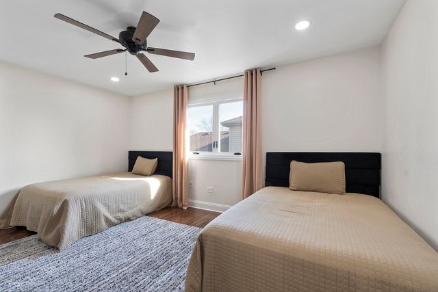 15236 Windsor Drive, Orland Park, IL 60462