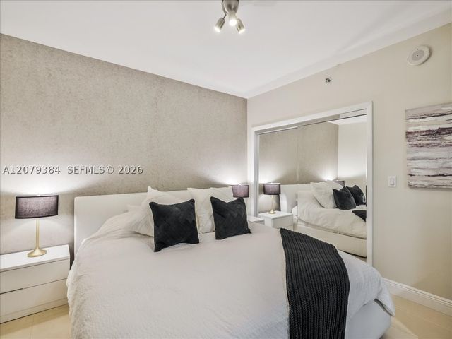 1830 S Ocean Dr 5009, Hallandale Beach, FL 33009