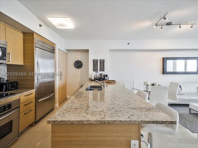 1830 S Ocean Dr 5009, Hallandale Beach, FL 33009