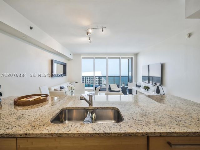 1830 S Ocean Dr 5009, Hallandale Beach, FL 33009