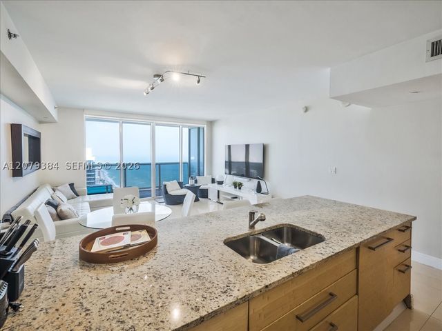 1830 S Ocean Dr 5009, Hallandale Beach, FL 33009
