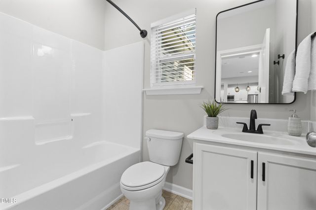 913 Sugar Tree Drive, Mebane, NC 27302