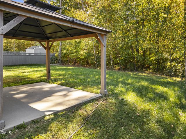 913 Sugar Tree Drive, Mebane, NC 27302