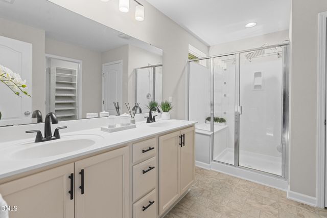 913 Sugar Tree Drive, Mebane, NC 27302