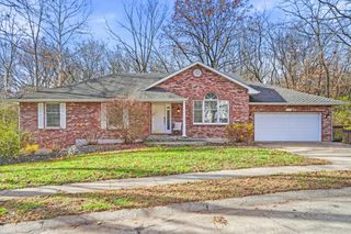 2103 OAK POINT CT, Columbia, MO 65203