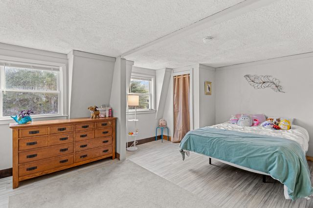 342 Lyndeborough Road, New Boston, NH 03070