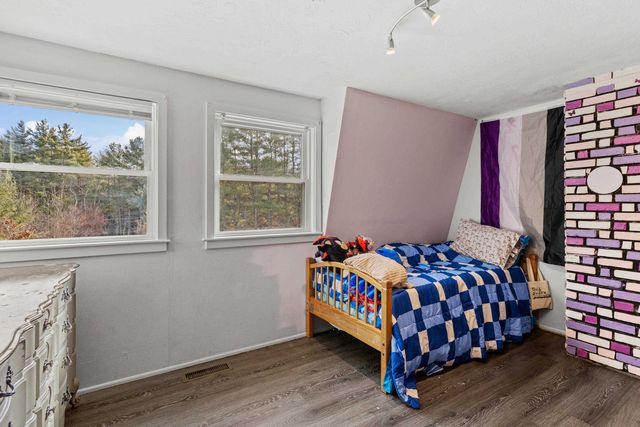 342 Lyndeborough Road, New Boston, NH 03070