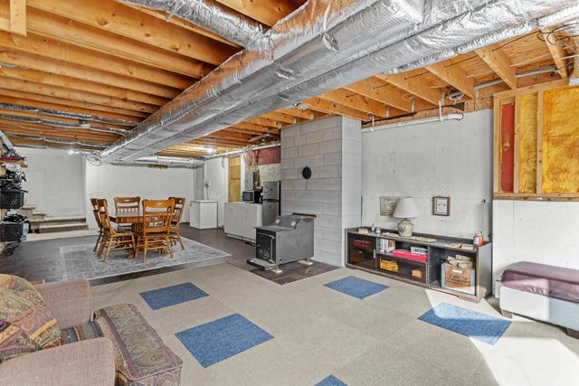 342 Lyndeborough Road, New Boston, NH 03070