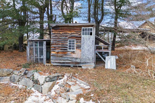 342 Lyndeborough Road, New Boston, NH 03070