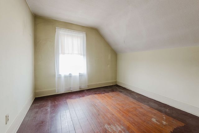 194 Coffin Ave, New Bedford, MA 02746