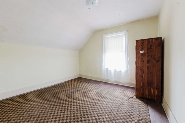 194 Coffin Ave, New Bedford, MA 02746