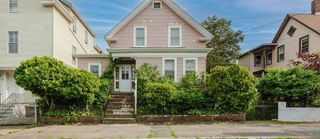 194 Coffin Ave, New Bedford, MA 02746
