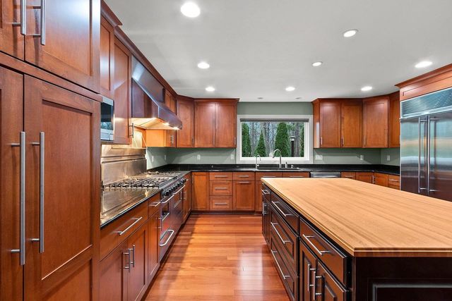 1789 MAIDSTONE CIRCLE, Green Bay, WI 54313