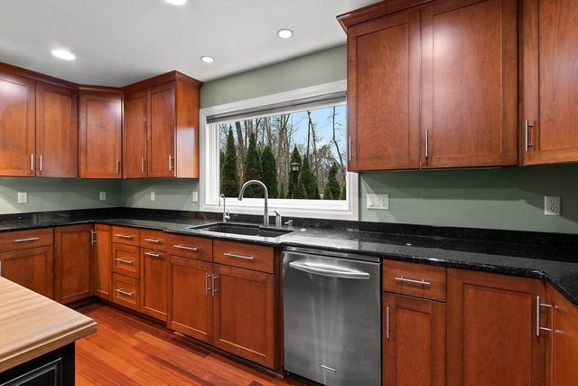 1789 MAIDSTONE CIRCLE, Green Bay, WI 54313