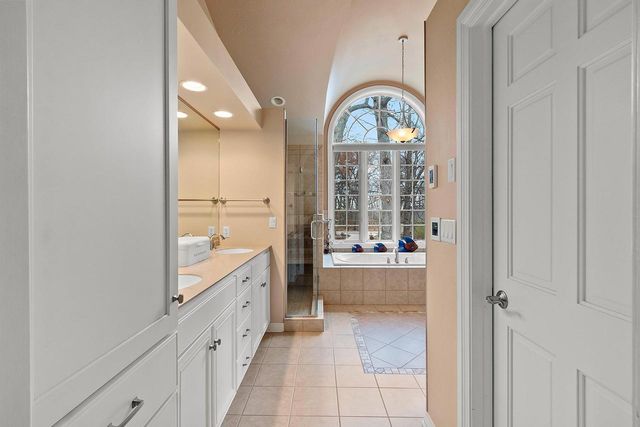 1789 MAIDSTONE CIRCLE, Green Bay, WI 54313