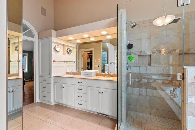 1789 MAIDSTONE CIRCLE, Green Bay, WI 54313