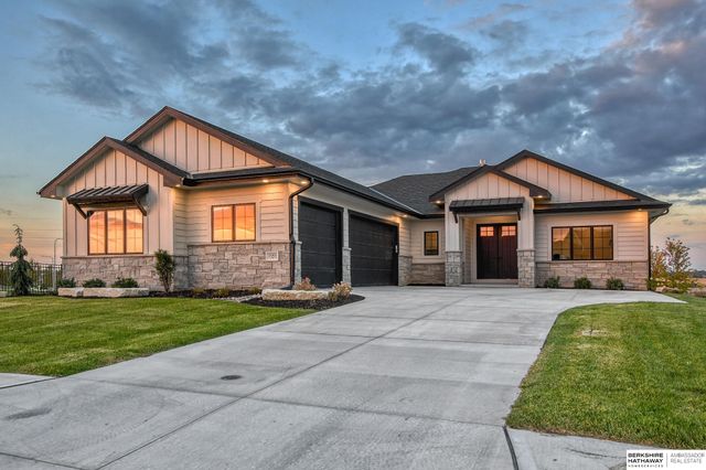 3020 S 209th Court, Omaha, NE 68022