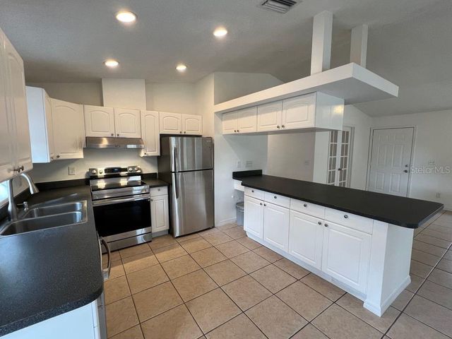 2773 CYPRESS DRIVE C, Clearwater, FL 33763