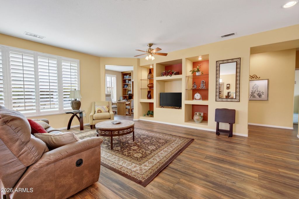 16263 W ESCONDIDO Court W, Surprise, AZ 85374 — photo 4