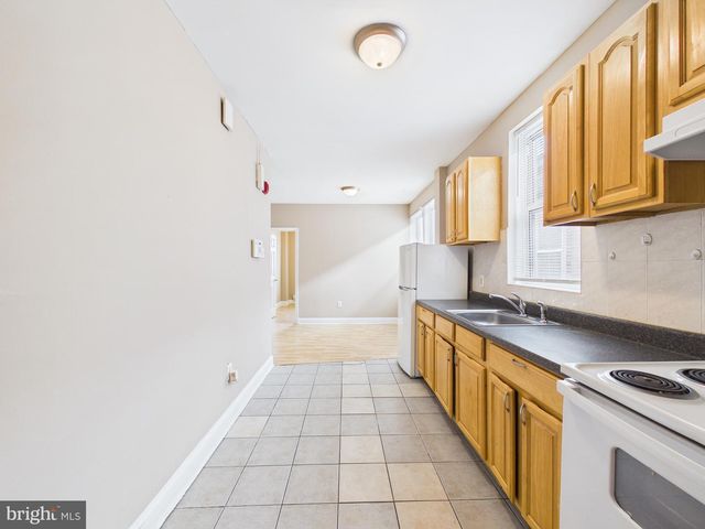 207 S 60TH ST, Philadelphia, PA 19139