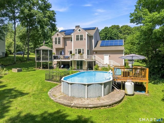 82 Nicole Drive, Naugatuck, CT 06770