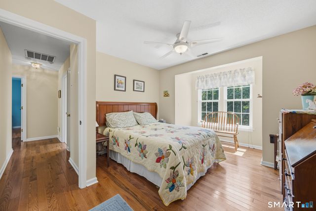 82 Nicole Drive, Naugatuck, CT 06770