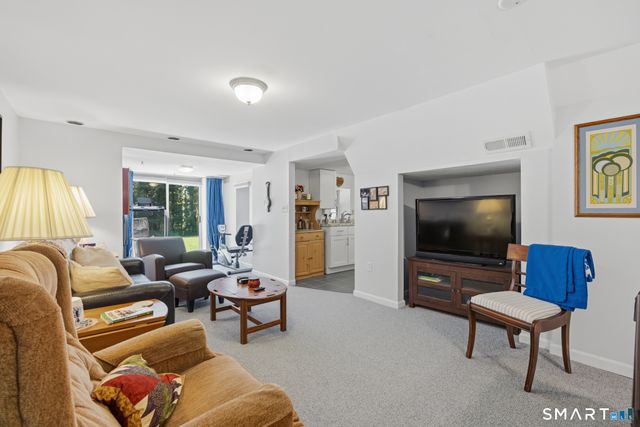 82 Nicole Drive, Naugatuck, CT 06770