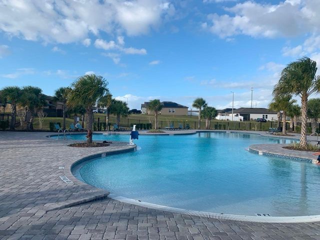 5043 ROYAL POINT AVENUE, Kissimmee, FL 34746