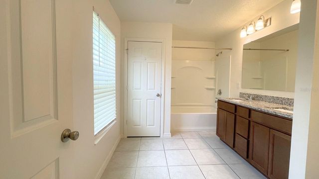 16308 WINDING PRESERVE CIRCLE, Clermont, FL 34714