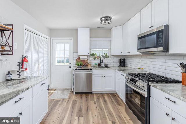 425 TRINIDAD BLVD, Williamstown, NJ 08094