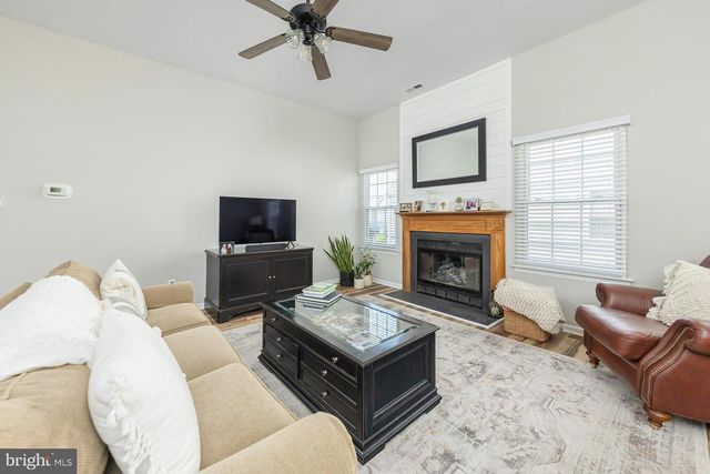 425 TRINIDAD BLVD, Williamstown, NJ 08094