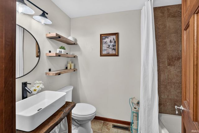 52190 Conestoga Court, Granger, IN 46530