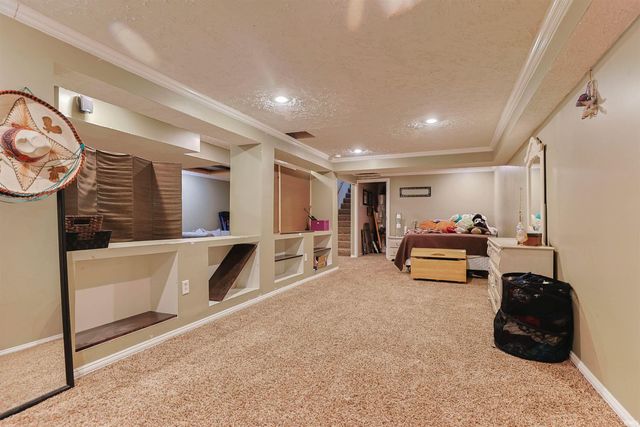 52190 Conestoga Court, Granger, IN 46530