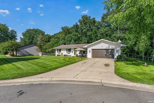 52190 Conestoga Court, Granger, IN 46530