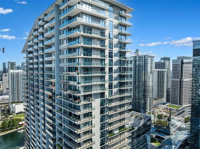 88 SW 7th St 3801, Miami, FL 33130