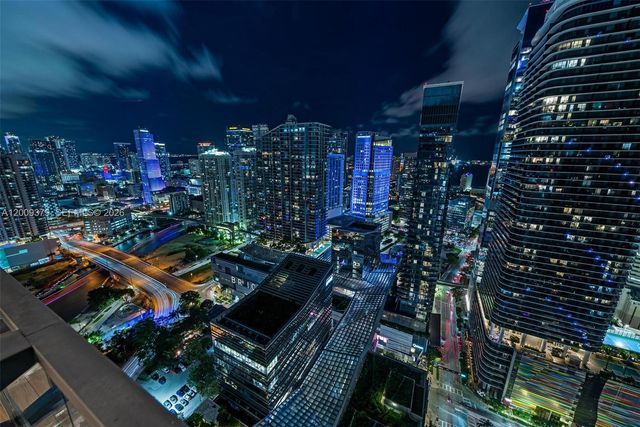 88 SW 7th St 3801, Miami, FL 33130