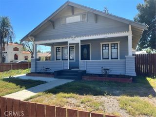 529 E Latham Avenue, Hemet, CA 92543