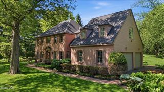 2231 Hunt Club Drive, Schodack, NY 12033