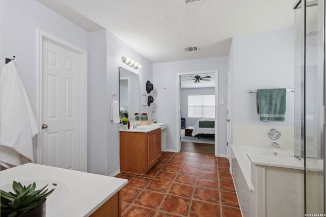 7314 OBBLIGATO LN, San Antonio, TX 78266