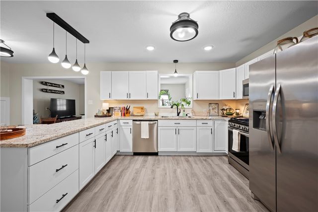 1202 S Paisano, Rockport, TX 78382